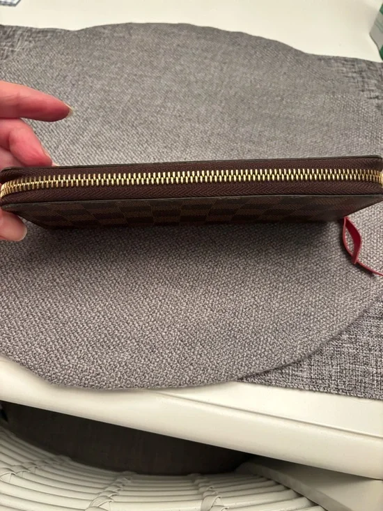 Louis Vuitton Red & Brown Damier Zip Card Wallet - Picture 5 of 12